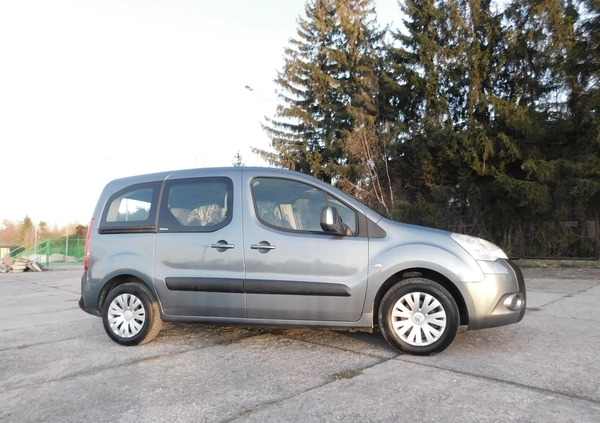 Citroen Berlingo cena 24900 przebieg: 220000, rok produkcji 2009 z Jarosław małe 379